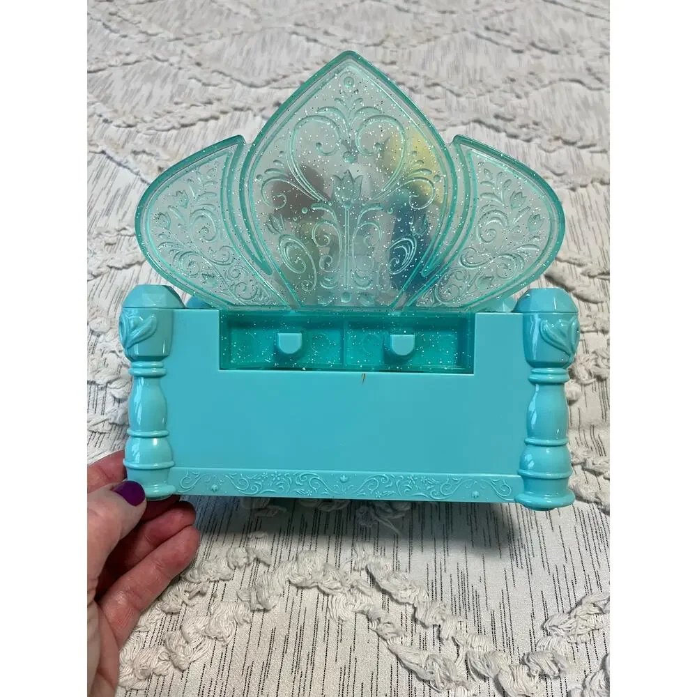 Disney Frozen “Do You Want to Build a Snowman” Musical Jewelry Box